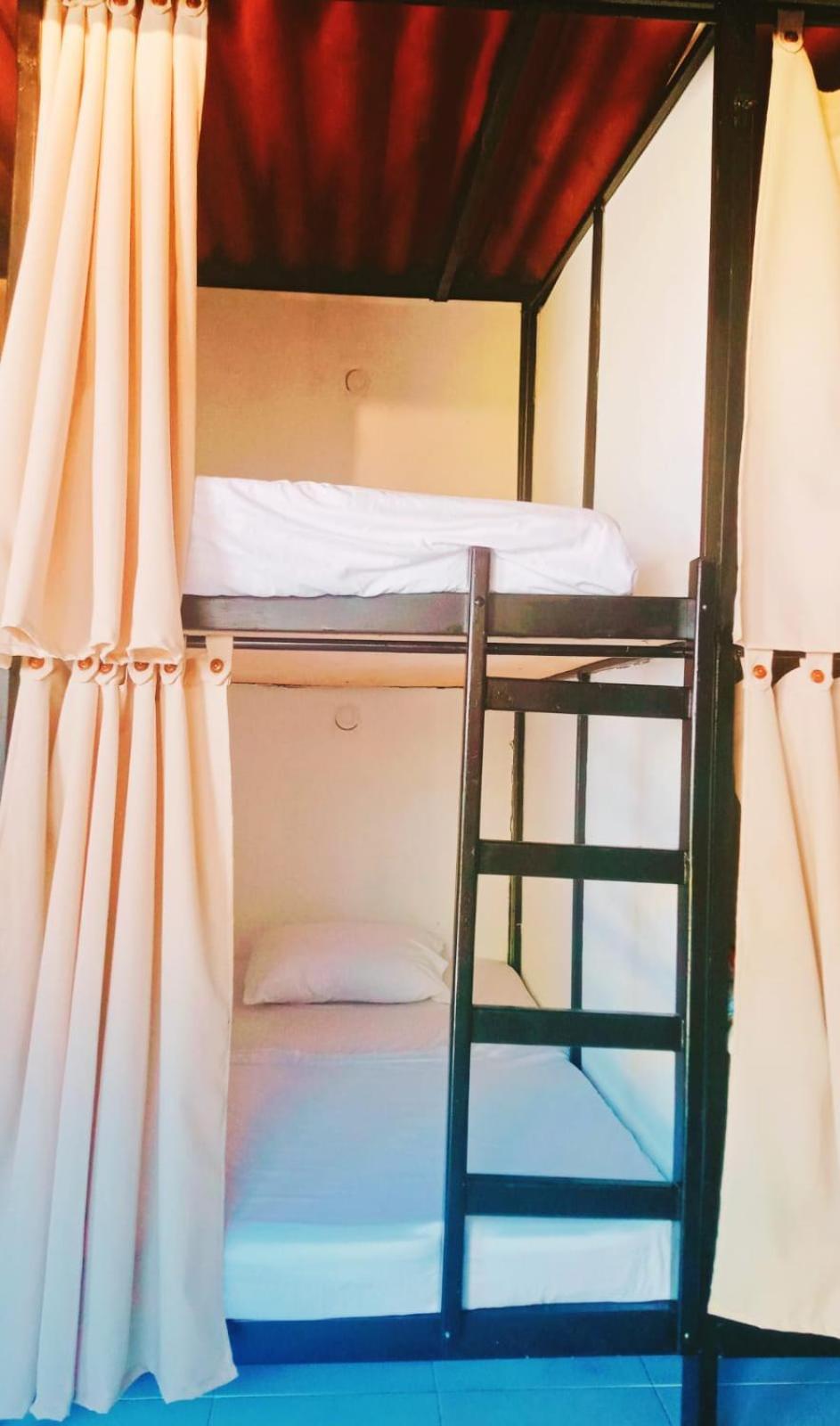 Lotus Central Hotel سانتا مارتا الغرفة الصورة